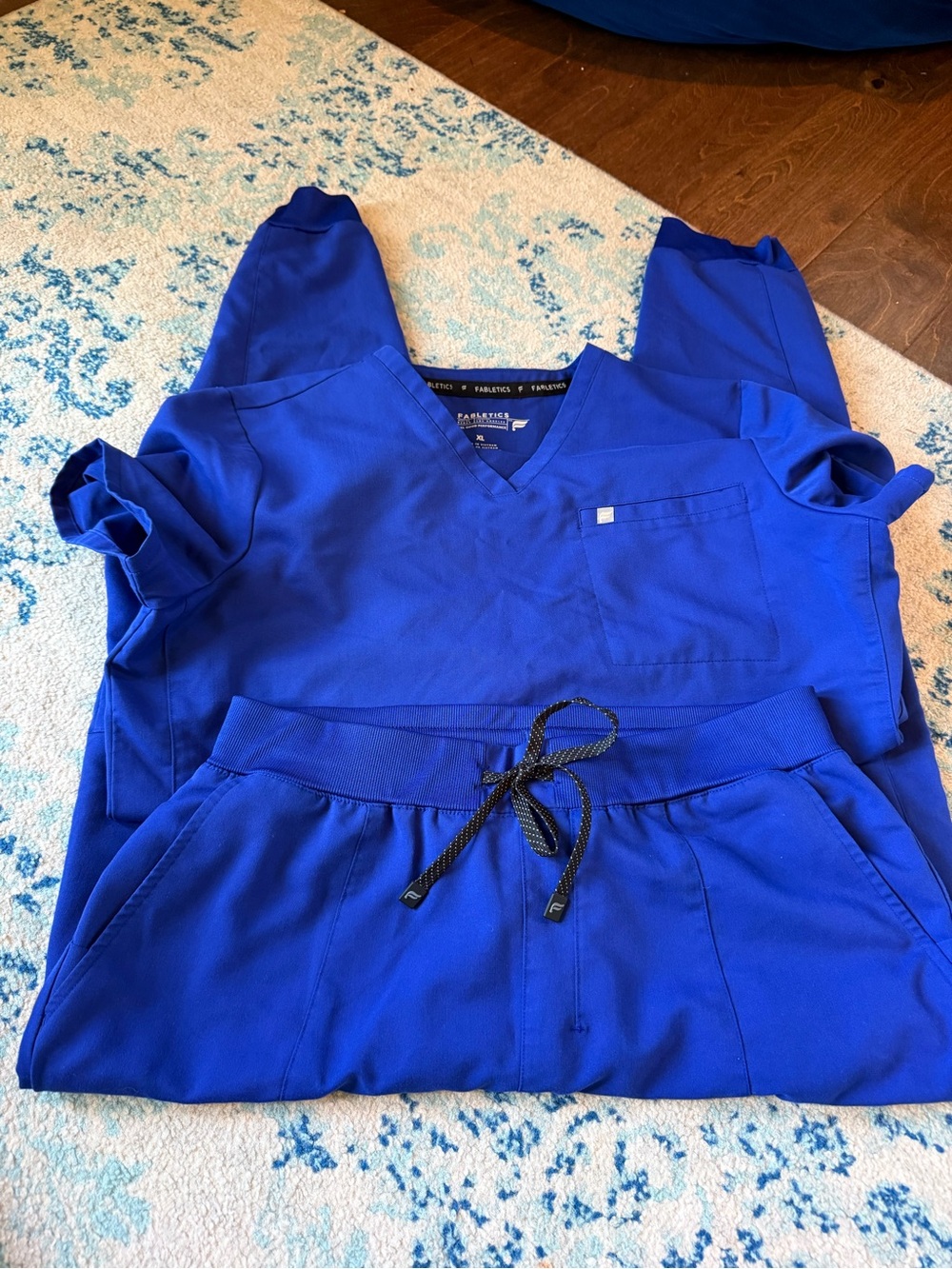 Fabletics Royal Blue V-Neck Scrub Top and Jogger Pants Set